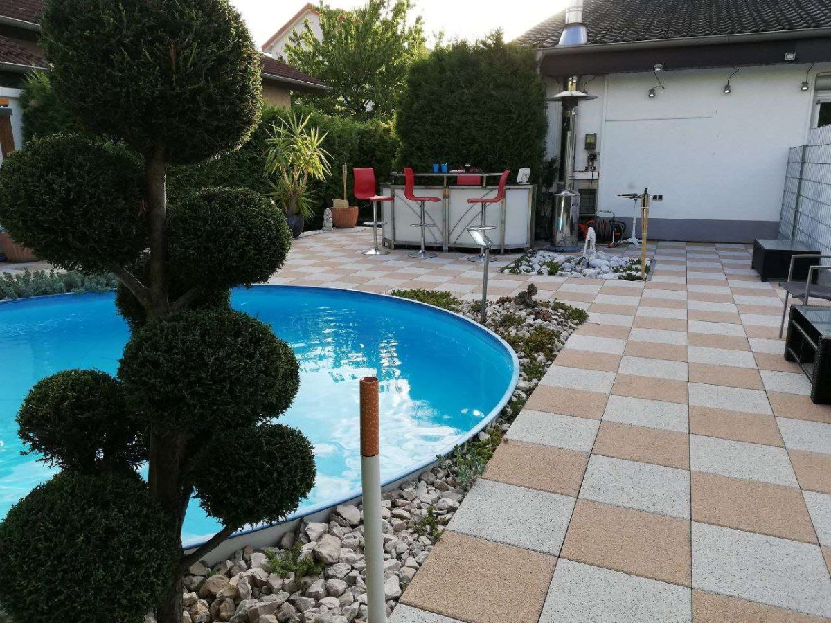 5418225188526485494 121