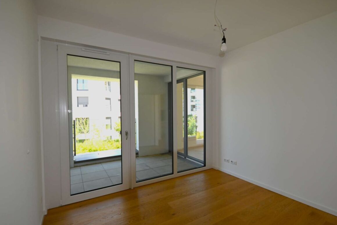 Zimmer Mit Balkonzugang