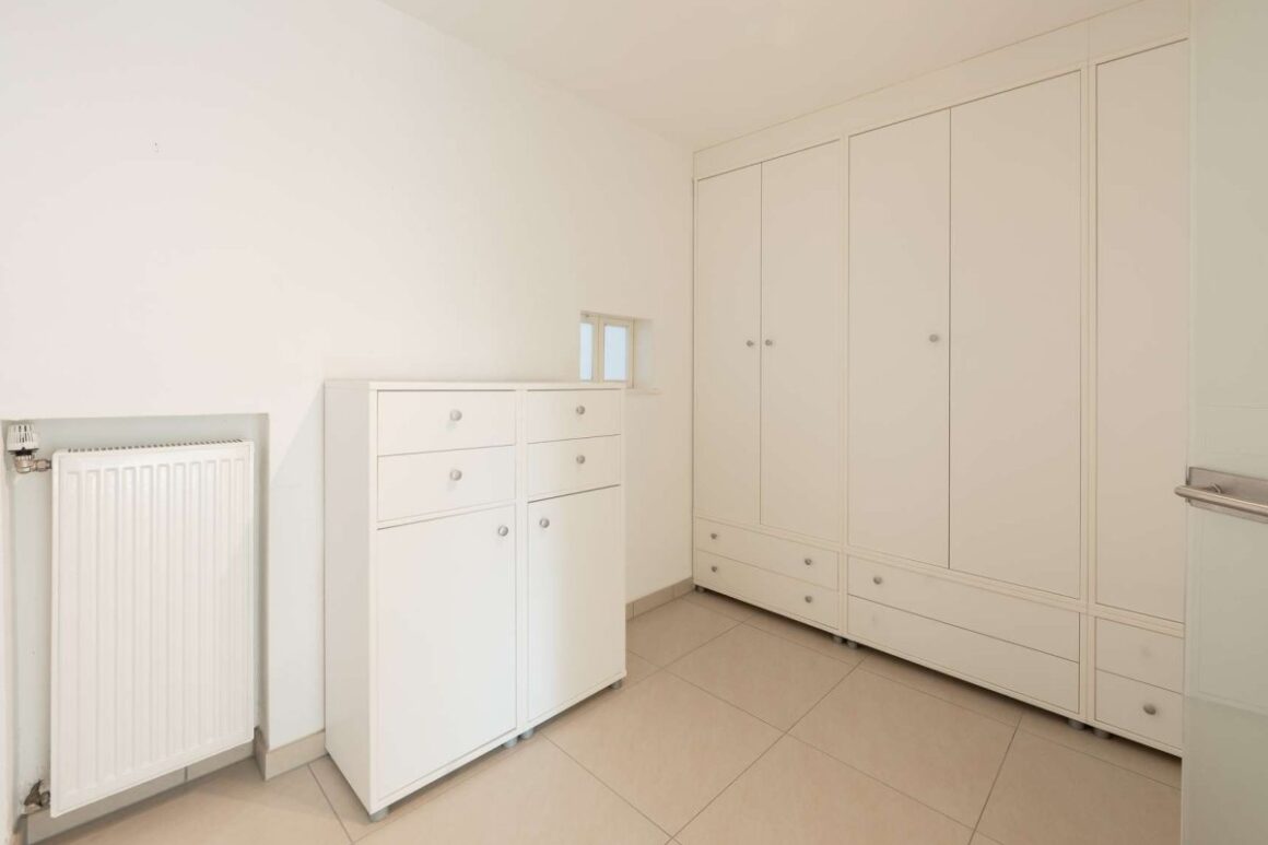 Einbauschrank
