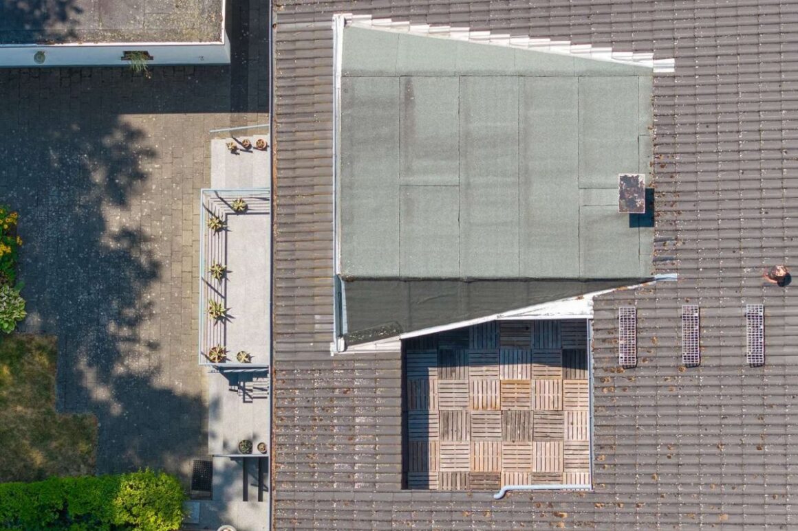 Luftbild Dachgaube Und Dachterrasse