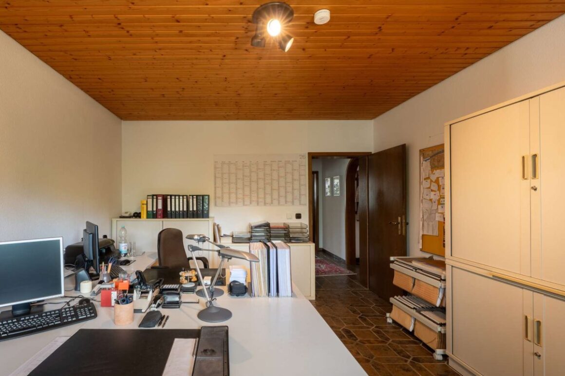 Büro