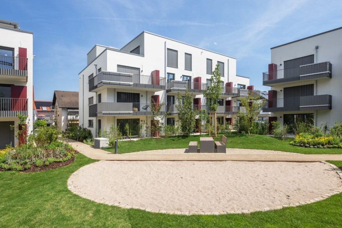 Mitte Grüner Innenhof