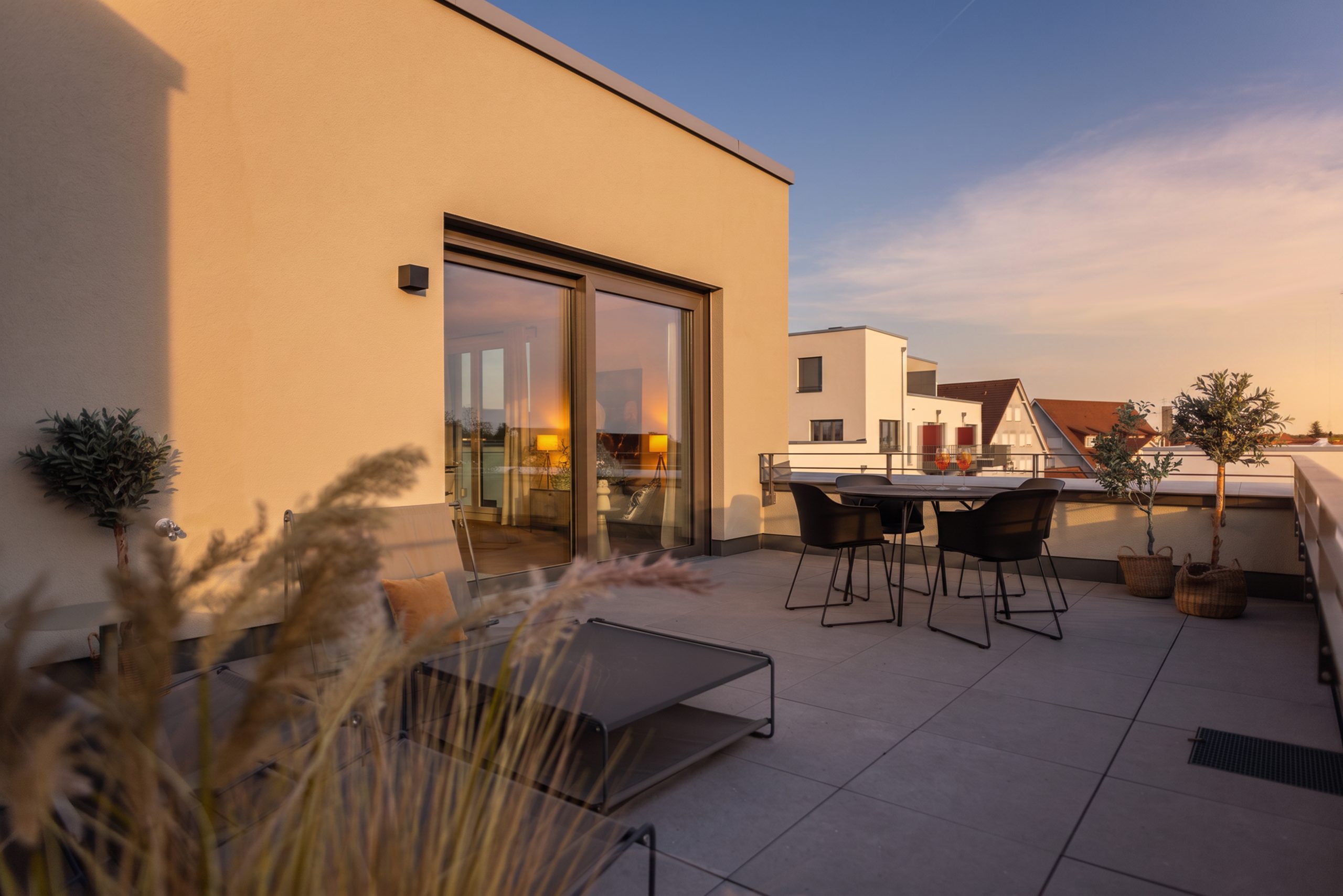 Sundowner im Musterpenthaus Bezugsfertiges Penthouse bei Heidelberg